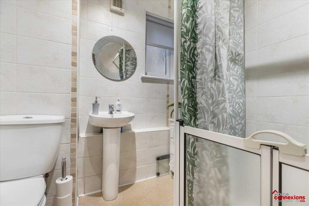 Shower Room (1)