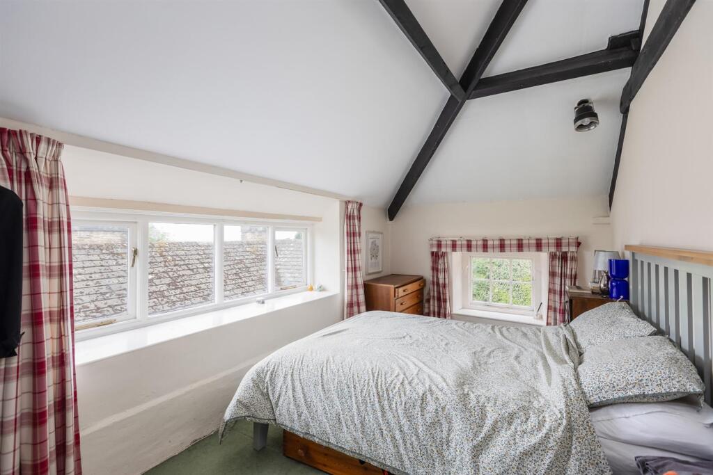 Coach House - Bedroom