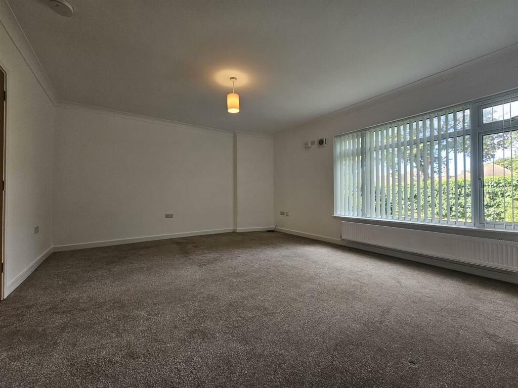 For Sale by Aspire Residential - Clive Court