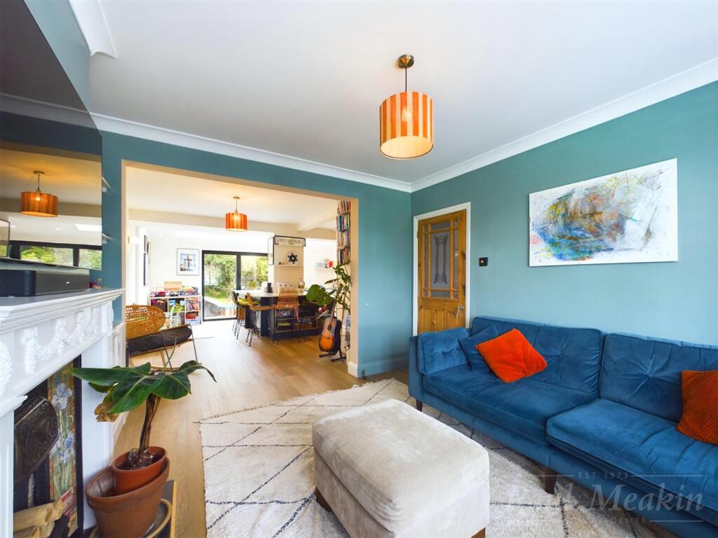 Kitchen / Living Room