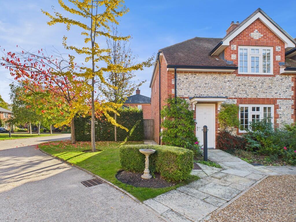 CAM05068G0-PR0054...