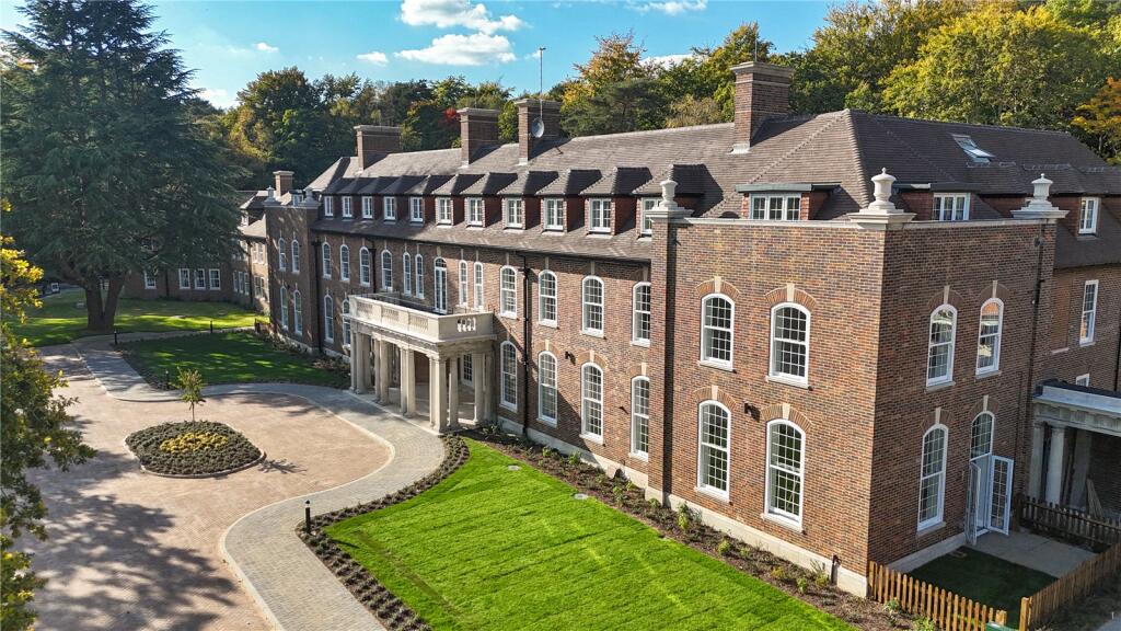 Deepcut, Surrey, GU16