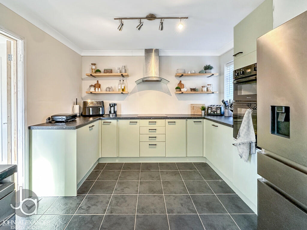 20241005_12181547...