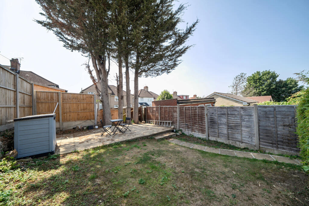 1340466-5-689b3e3...