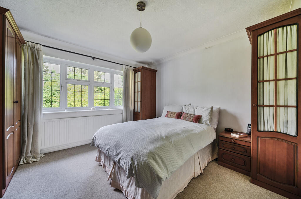 1295449-23-682b40...