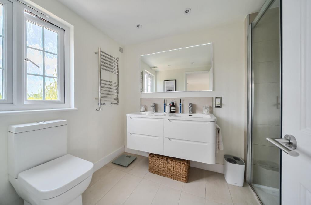 1334197-35-68930a...