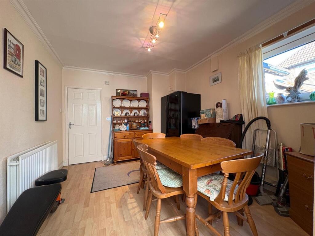 Photo 19-11-2025, 14 43 38 (4).jpg