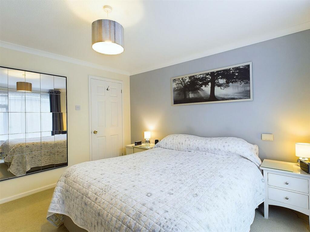 Bedroom 1 angle