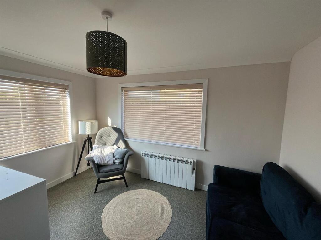 WhatsApp Image 2025-04-11 at 18.03.06_07c7f5c8.jpg