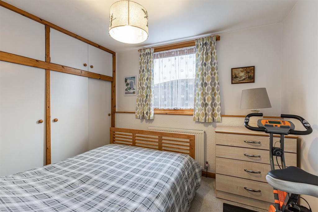 17 Woodside Place Galashiels 25.JPG