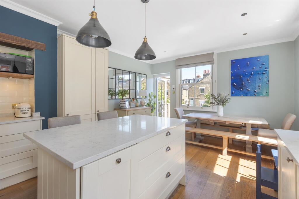 Tranmere Road, Earlsfield, London, SW18