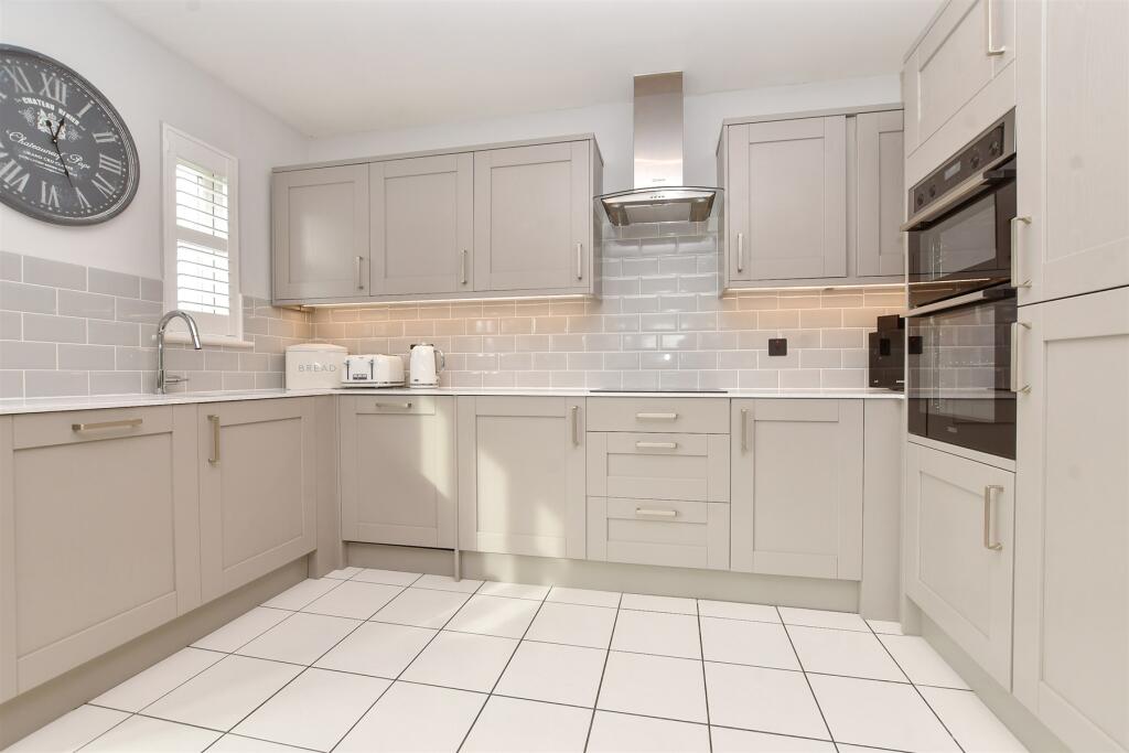 Kitchen / Lounge / Dining Room