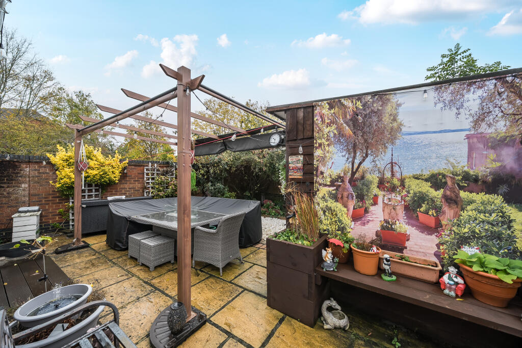 13657521968f779a598925