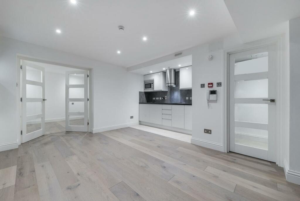 reception_kitchen (2).jpg