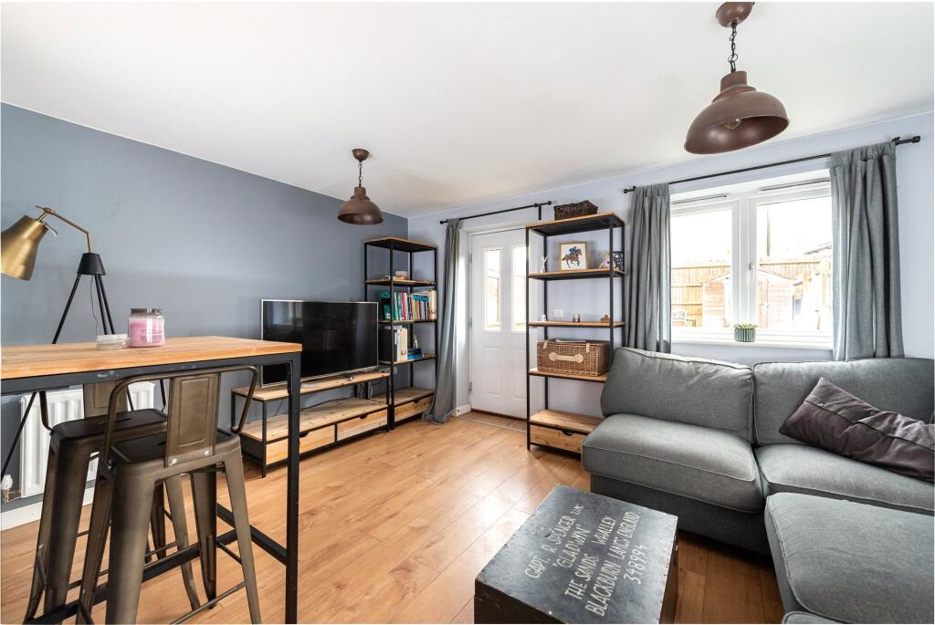 Sitting/Dining Room