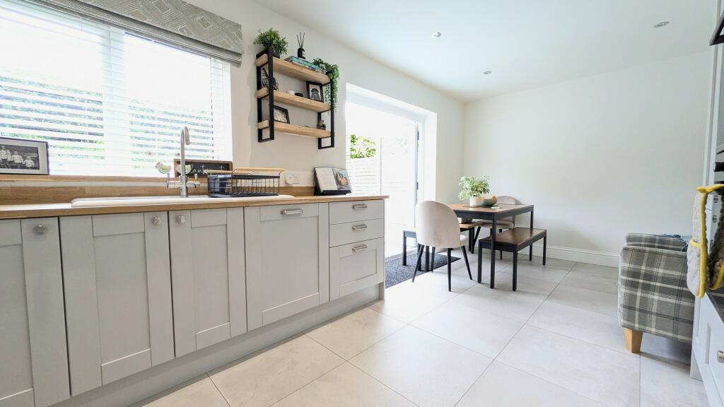 PXL_20240802_093609361.MP~2