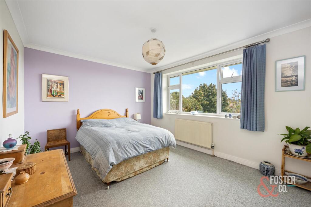 Benett Drive, 10-025.jpg