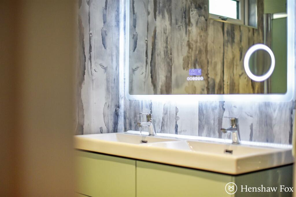 Ph28_5626863 - Copy.jpg