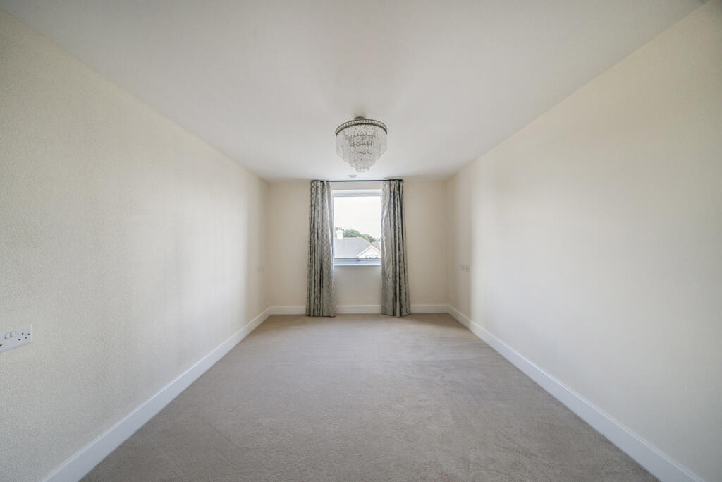 1349780-12-68c198...