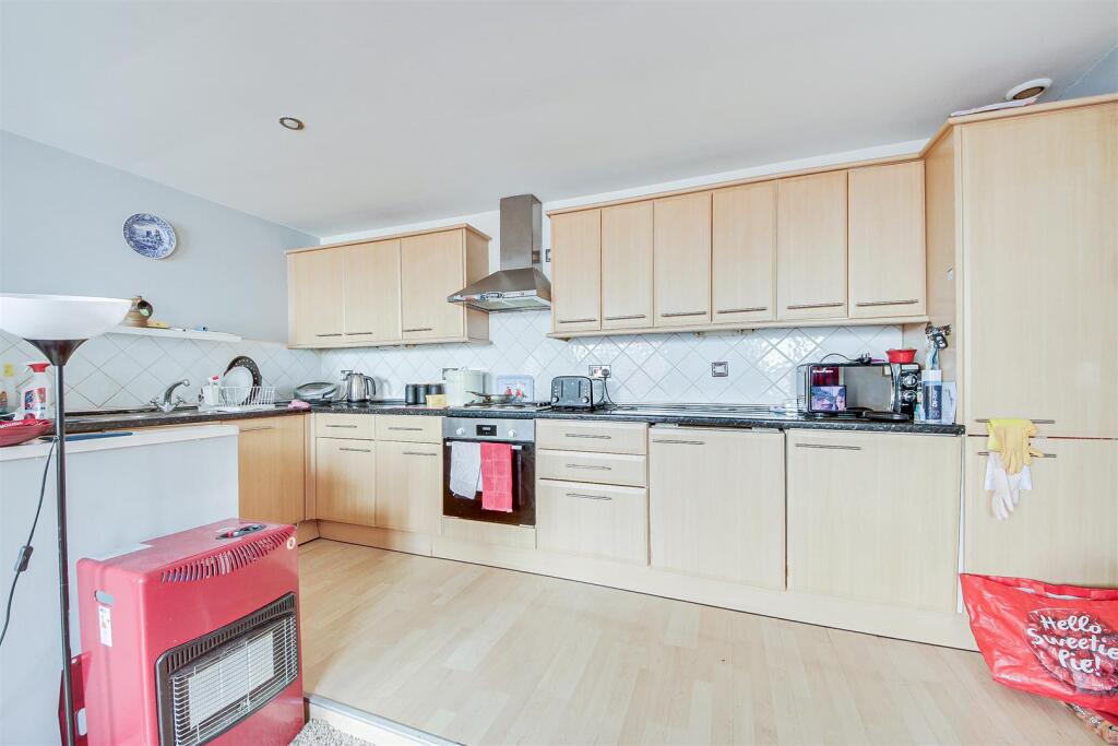 Living Room / Kitchen