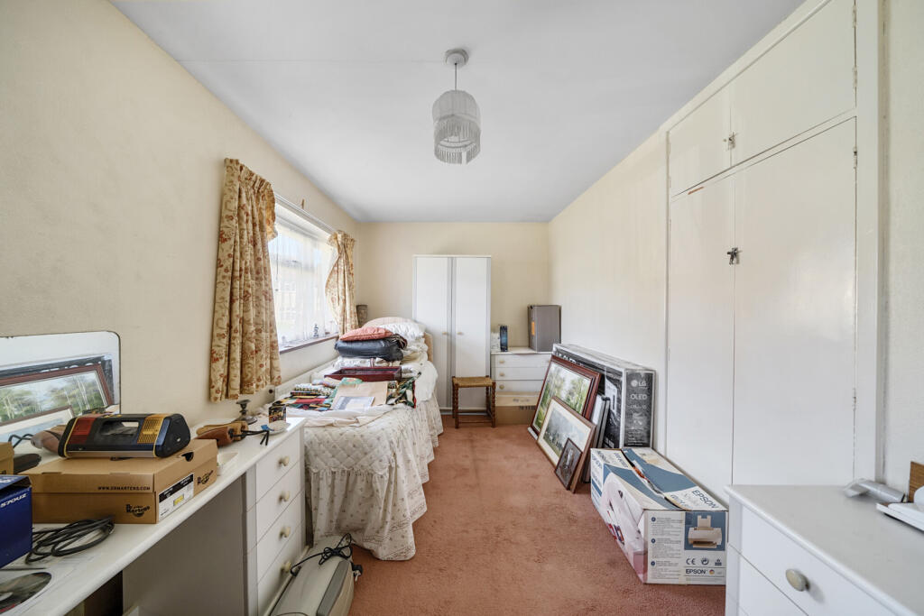 1313727-15-685992...