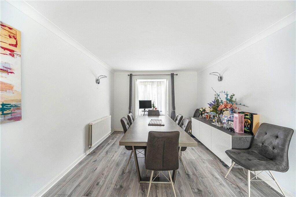 Davidson Frost-Wellings, DFW, Goodwood Close, Stan