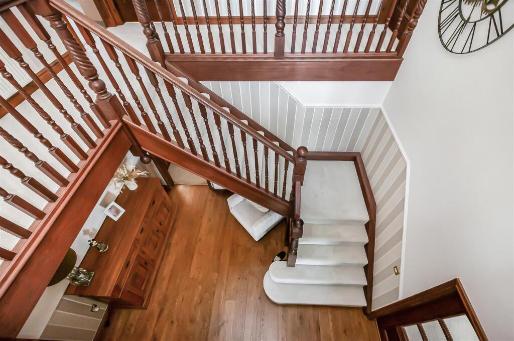2 Jetty Close37.jpg