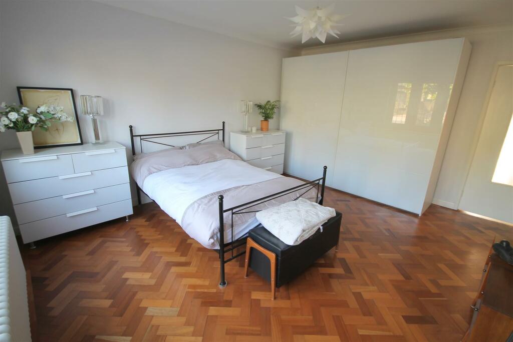 PKC Bedroom 1i.JPG