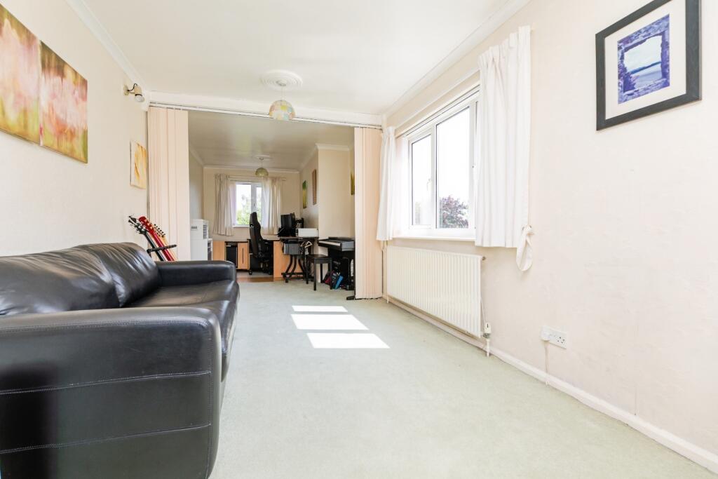 pbox-living_room-319036.jpg