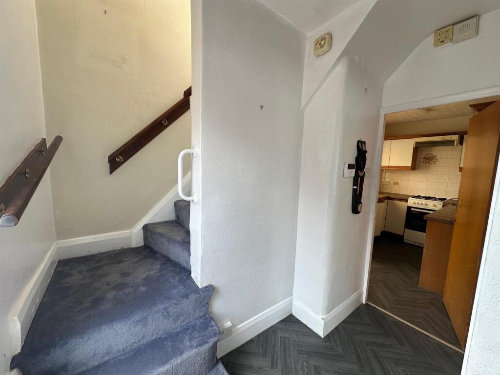 Hallway.jpg