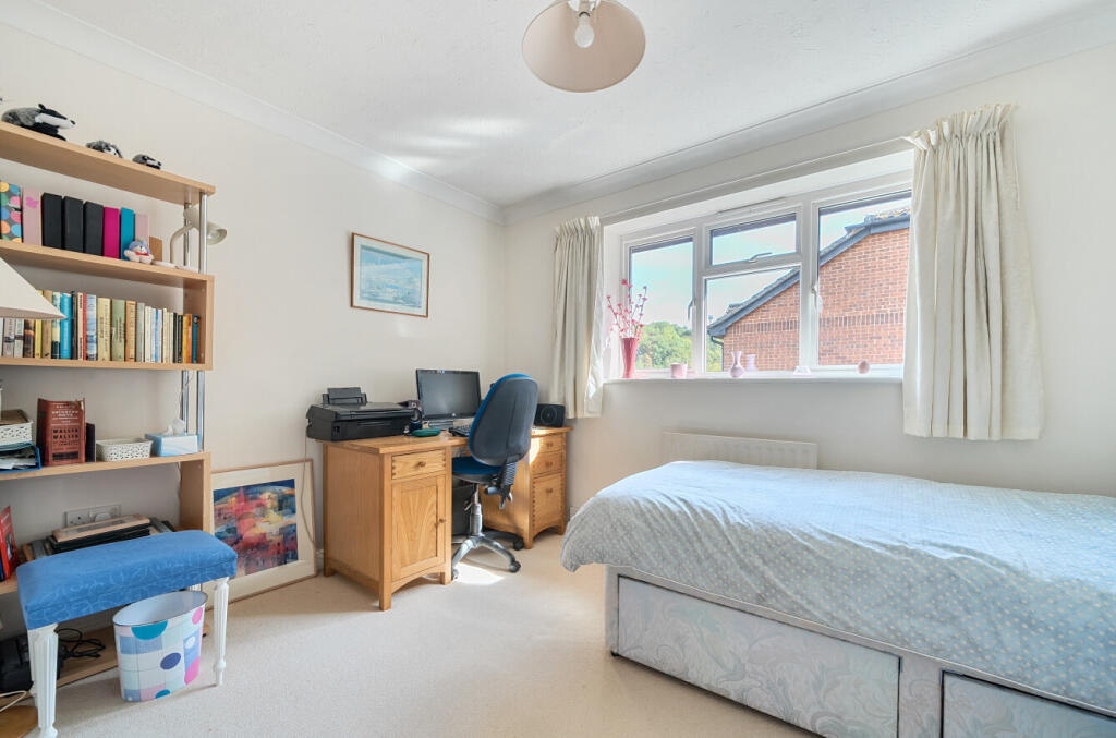 1355251-32-68da80...