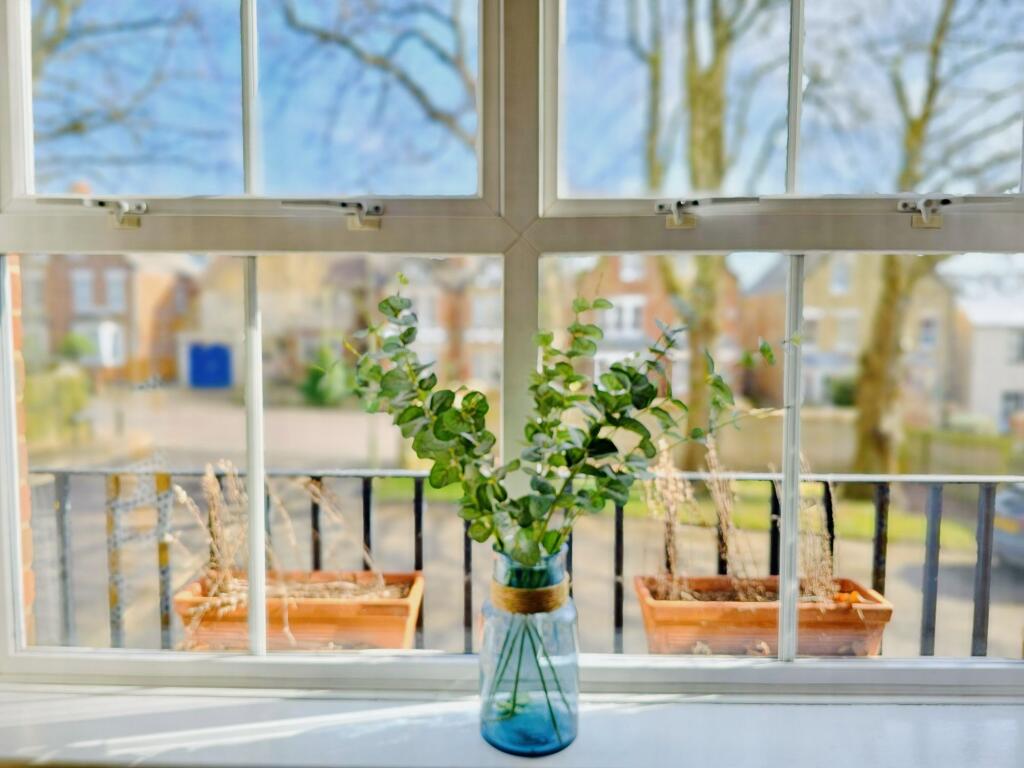 Sitting Room &amp; Dining Room