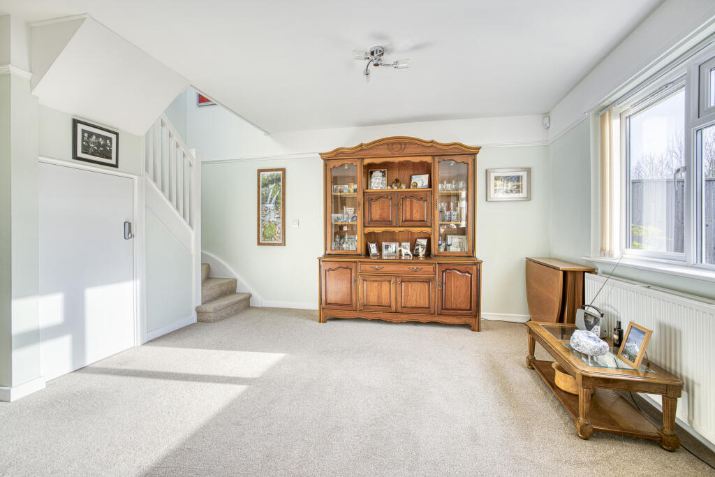 Primrose Corner, Street-13