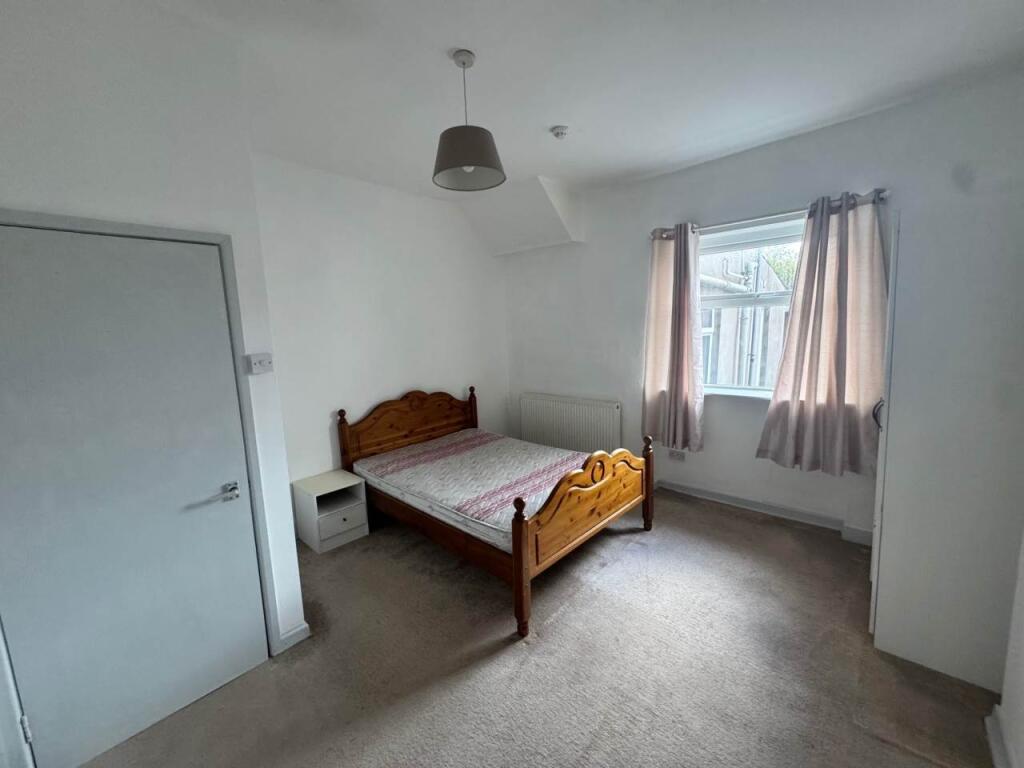 second bedroom