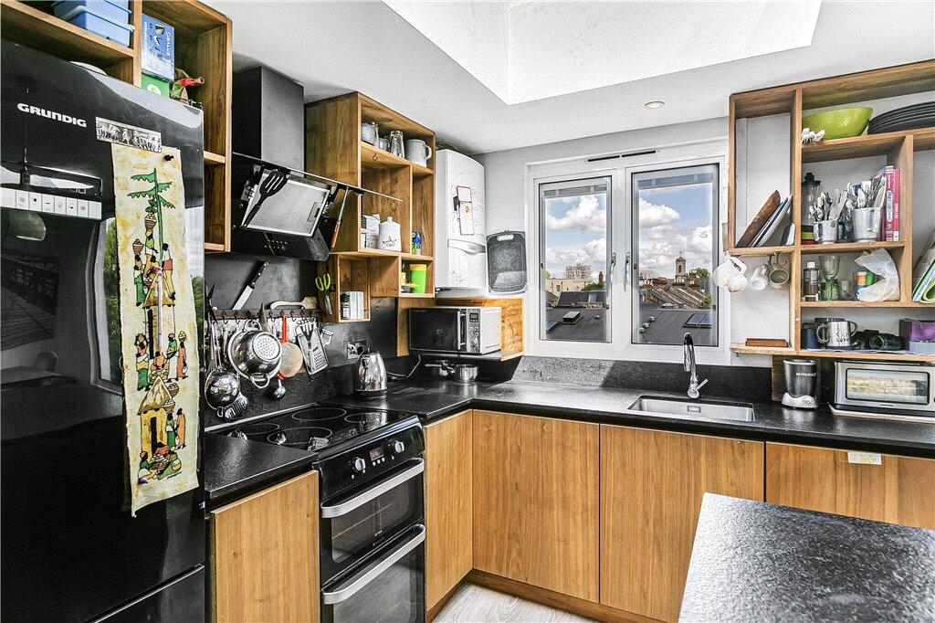 Reception/Kitchen