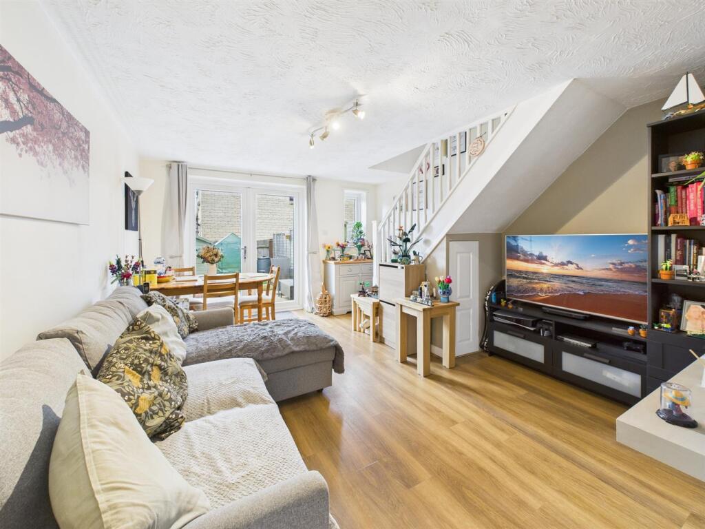 Open Plan Sitting / Dining Room