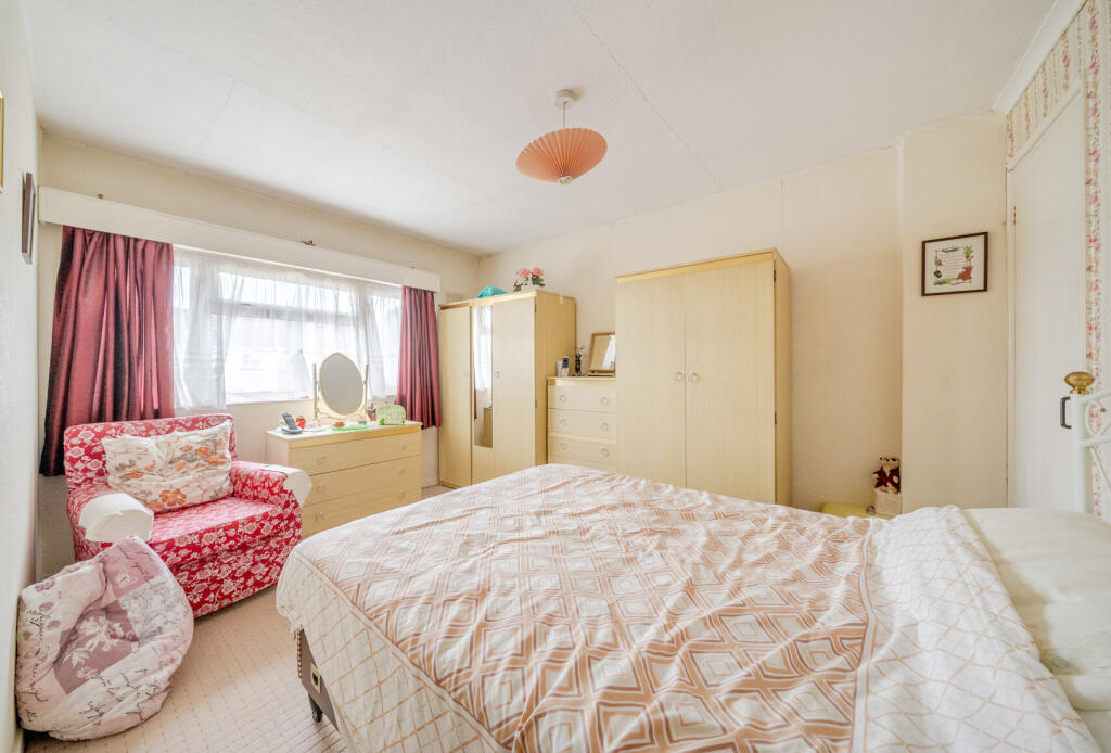 1329904-11-688a05...