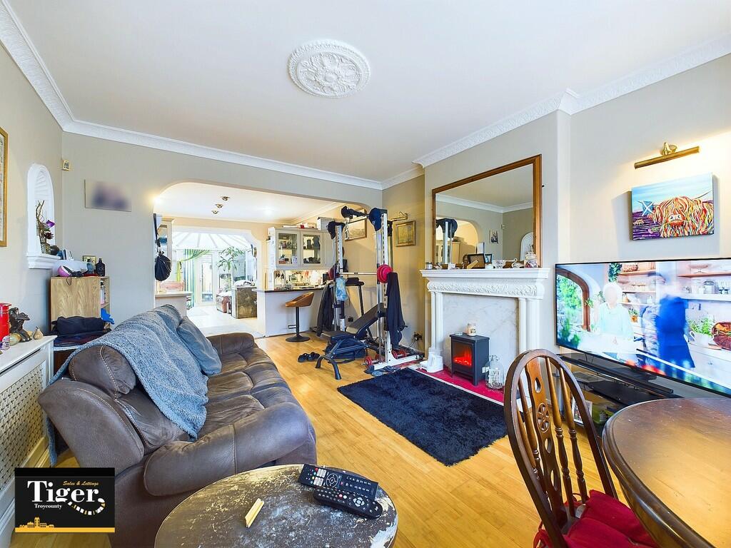 CAM03440G0-PR0206...