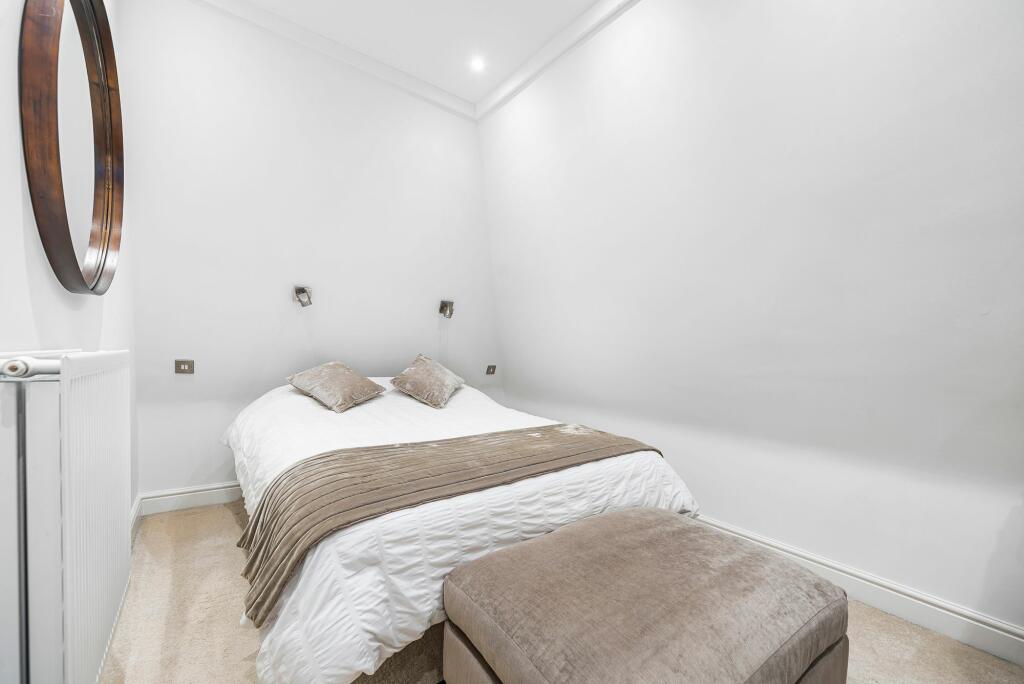 Bedroom One (1)
