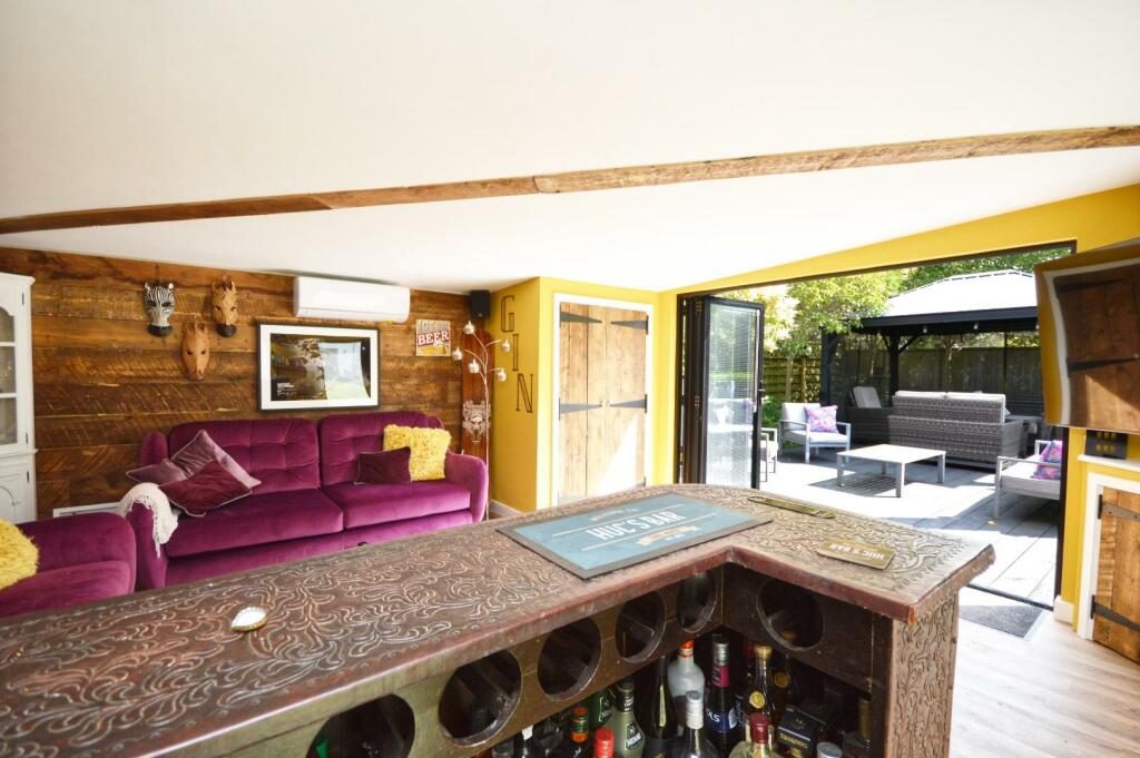 Garden Room/Cinema Room