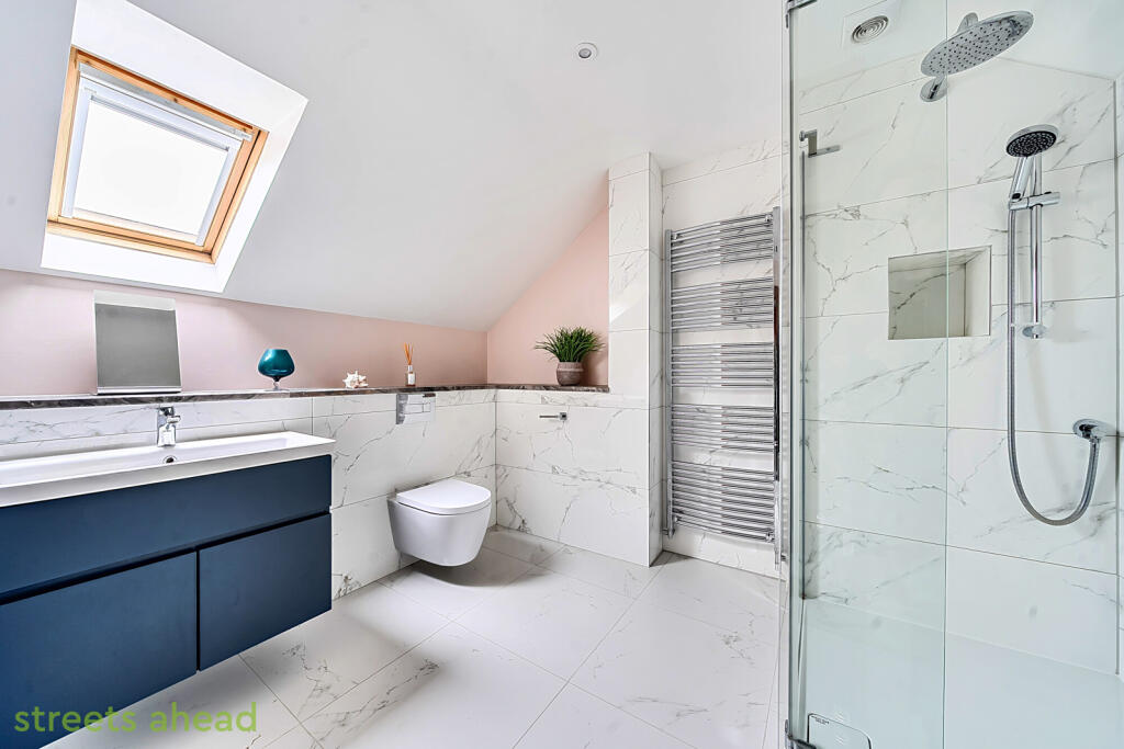 fe9af718-adfc-486...