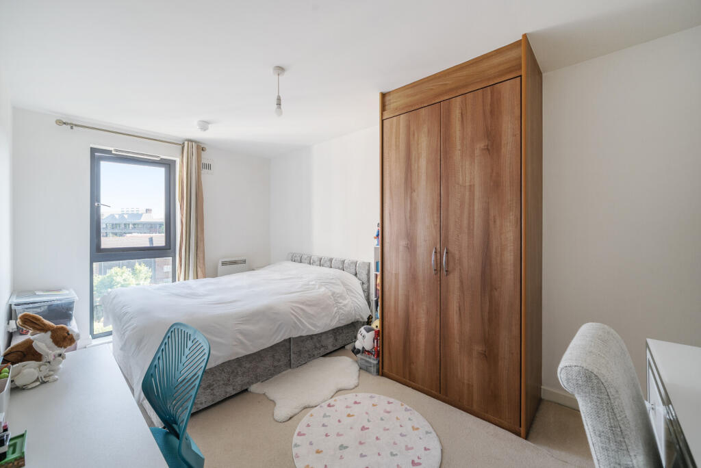 1311810-18-6852f0...