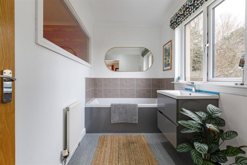 16 Barr Road Galashiels 49.JPG