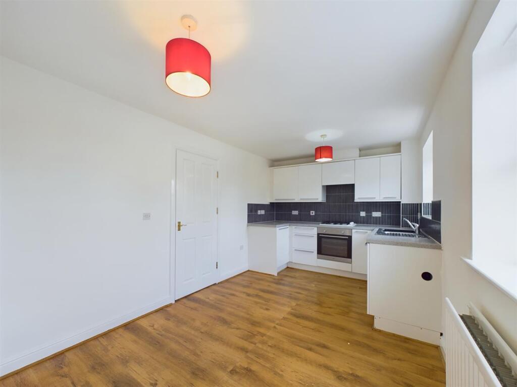 Kitchen/Dining