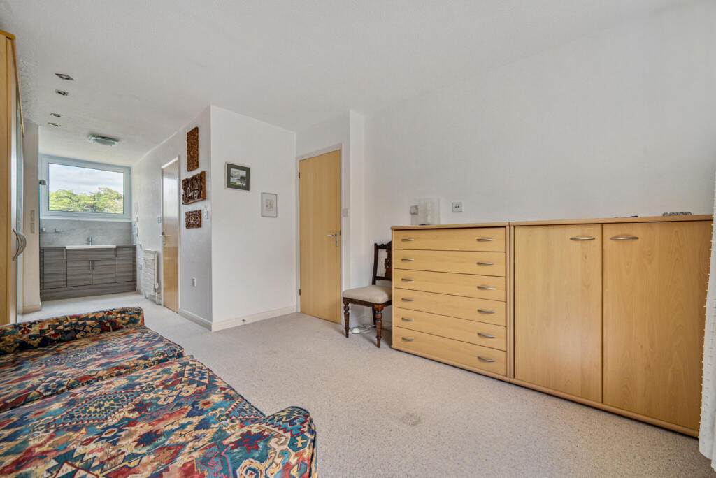 1313396-17-685be5...