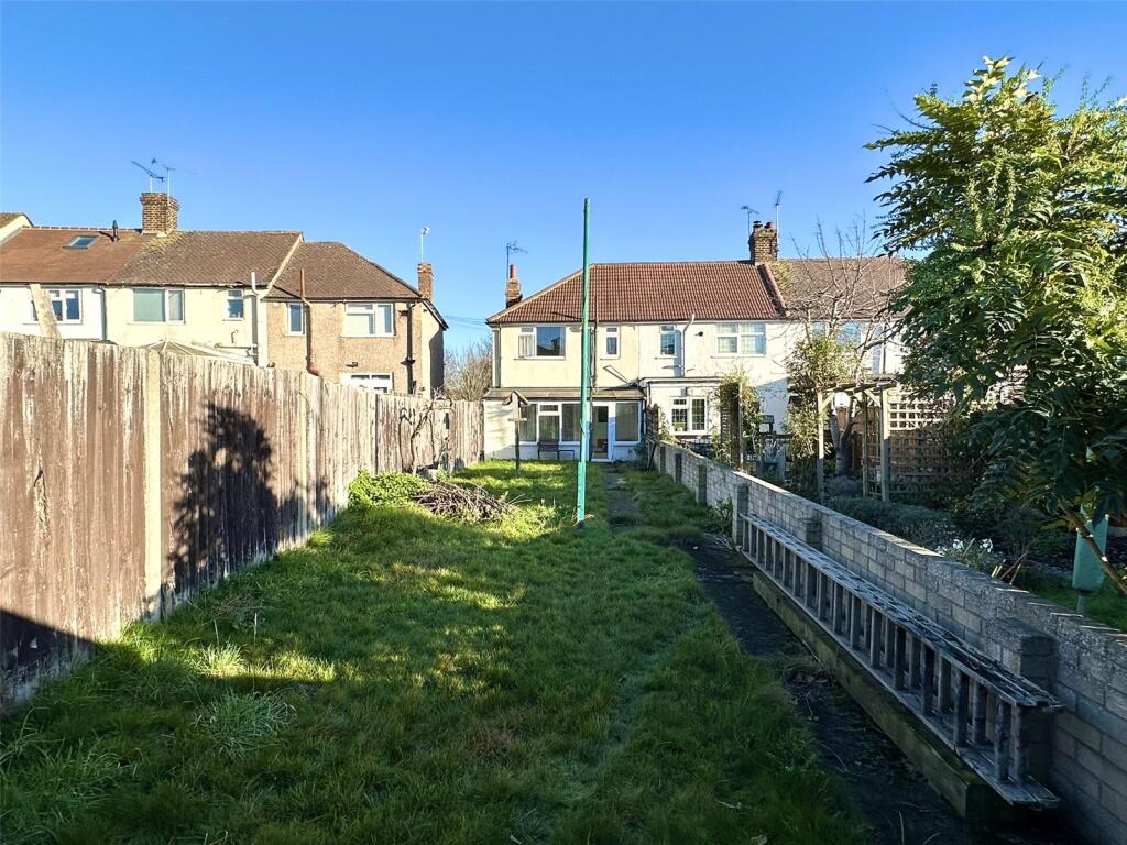 Stanhope Road, Swanscombe, Kent, DA10