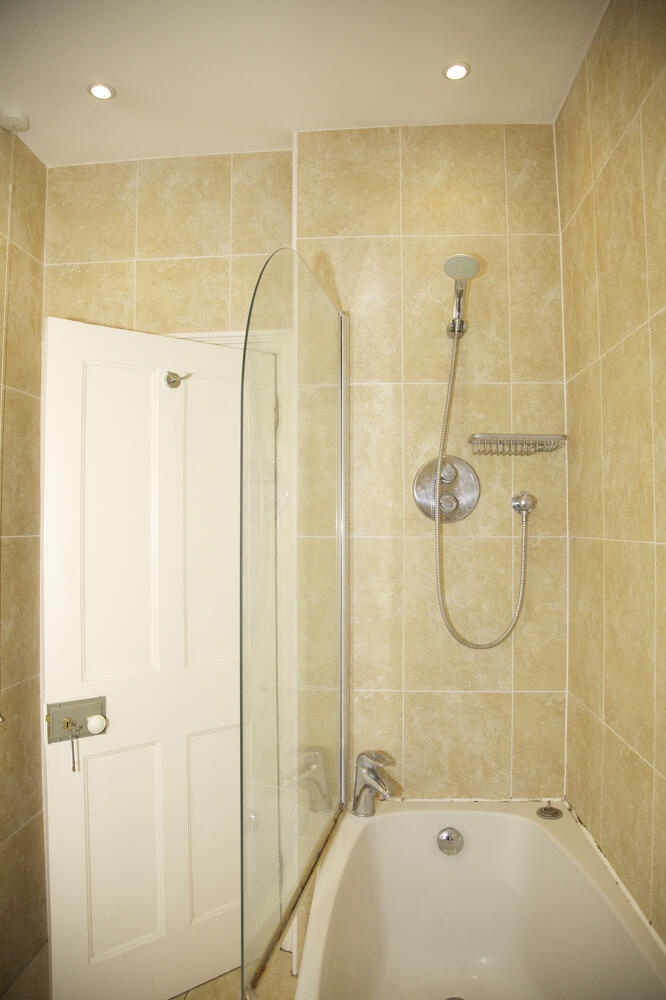 104 Sydney Road, SW20 8EF