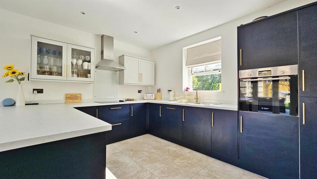 Alternate Kitchen/Diner View