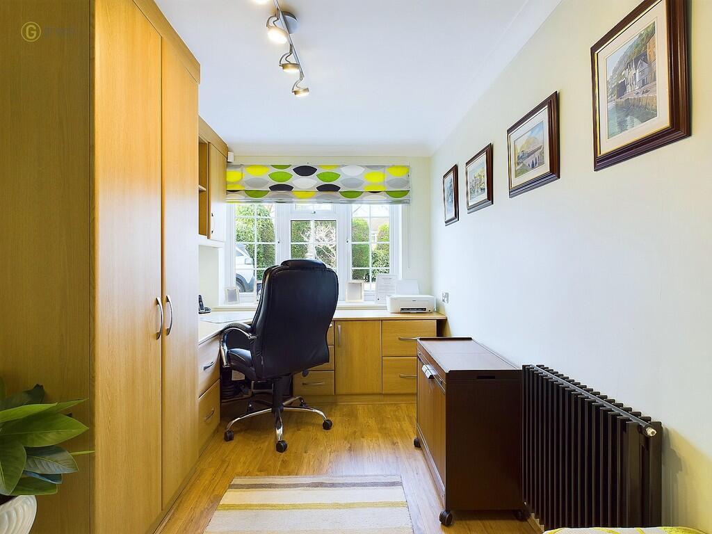 CAM04914G0-PR0046...