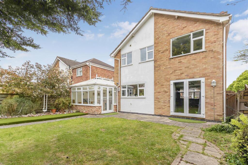 5 Chestnut Avenue, Lutterworth (17).jpg